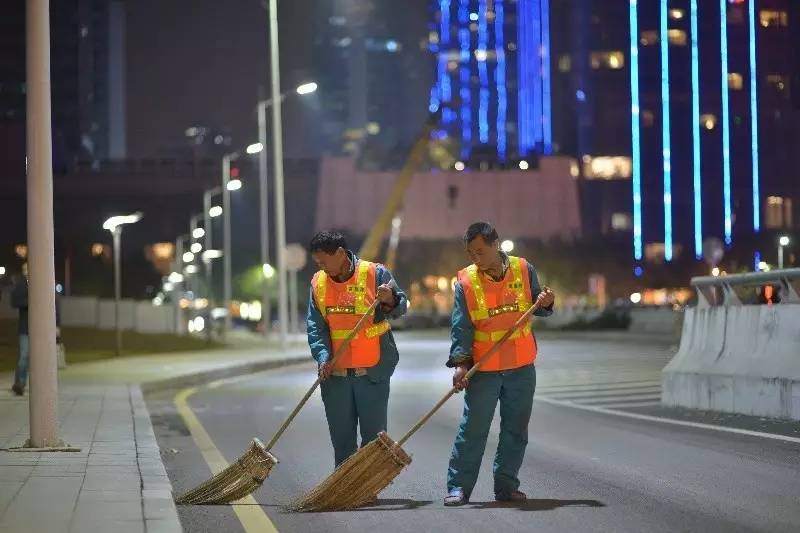 今日科普一下！老人被锁破旧福利院,百科词条爱好_2024最新更新